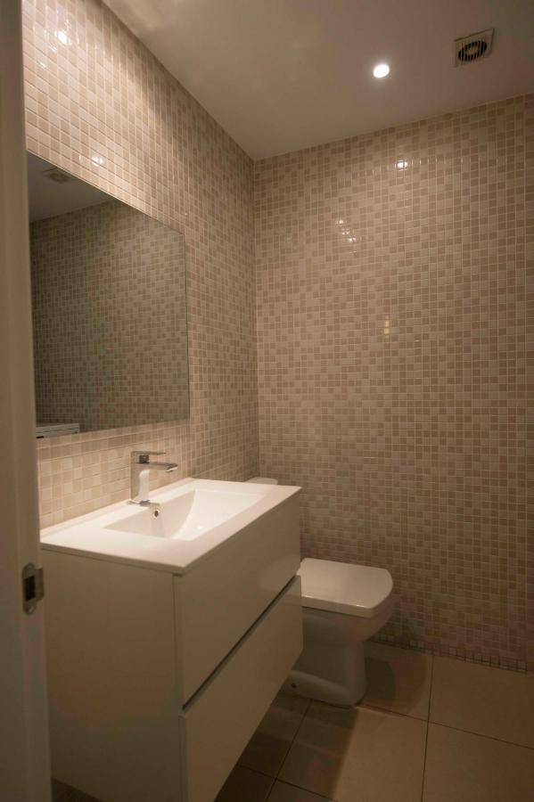 Roger De Lluria Design Apartment *