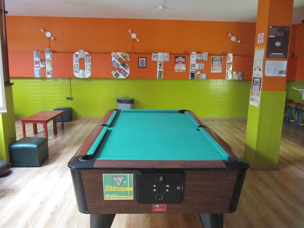 Onefam Les Corts Hostal Barcelona