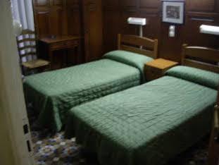 Ribagorza Pensión Barcelona