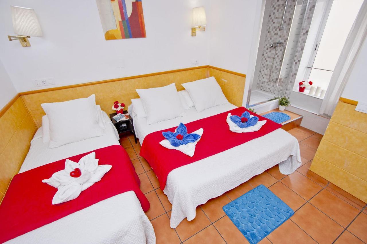 Barcelona City Rooms Guest house 2*