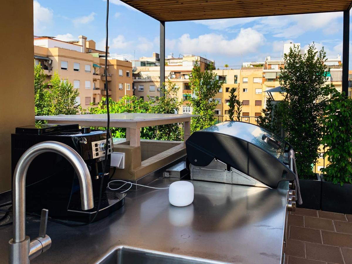 Incredible 2br Penthouse With Urban Rooftop Garden *