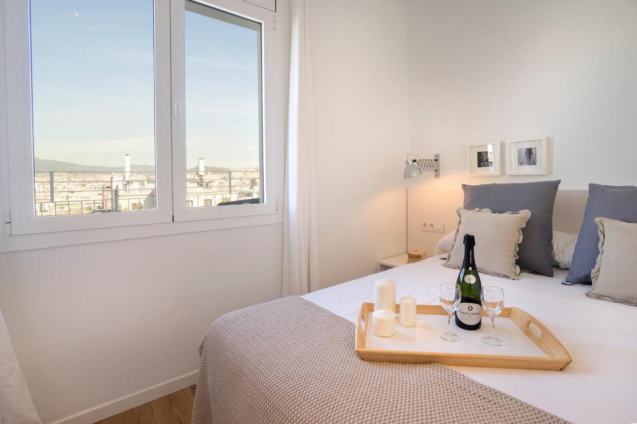 Friendly Rentals Gran Via Apartment Barcelona