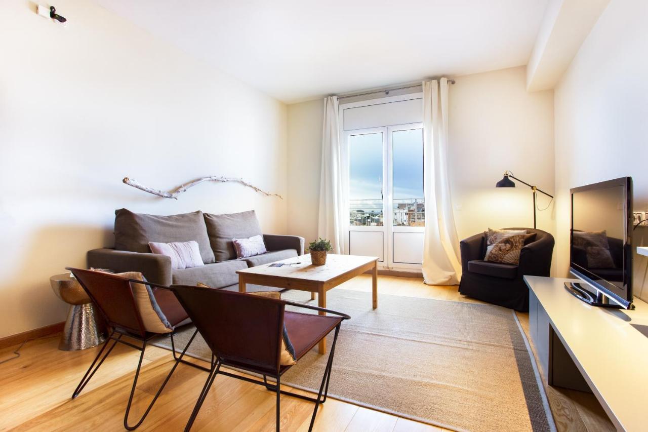 Friendly Rentals Gran Via Apartment Barcelona