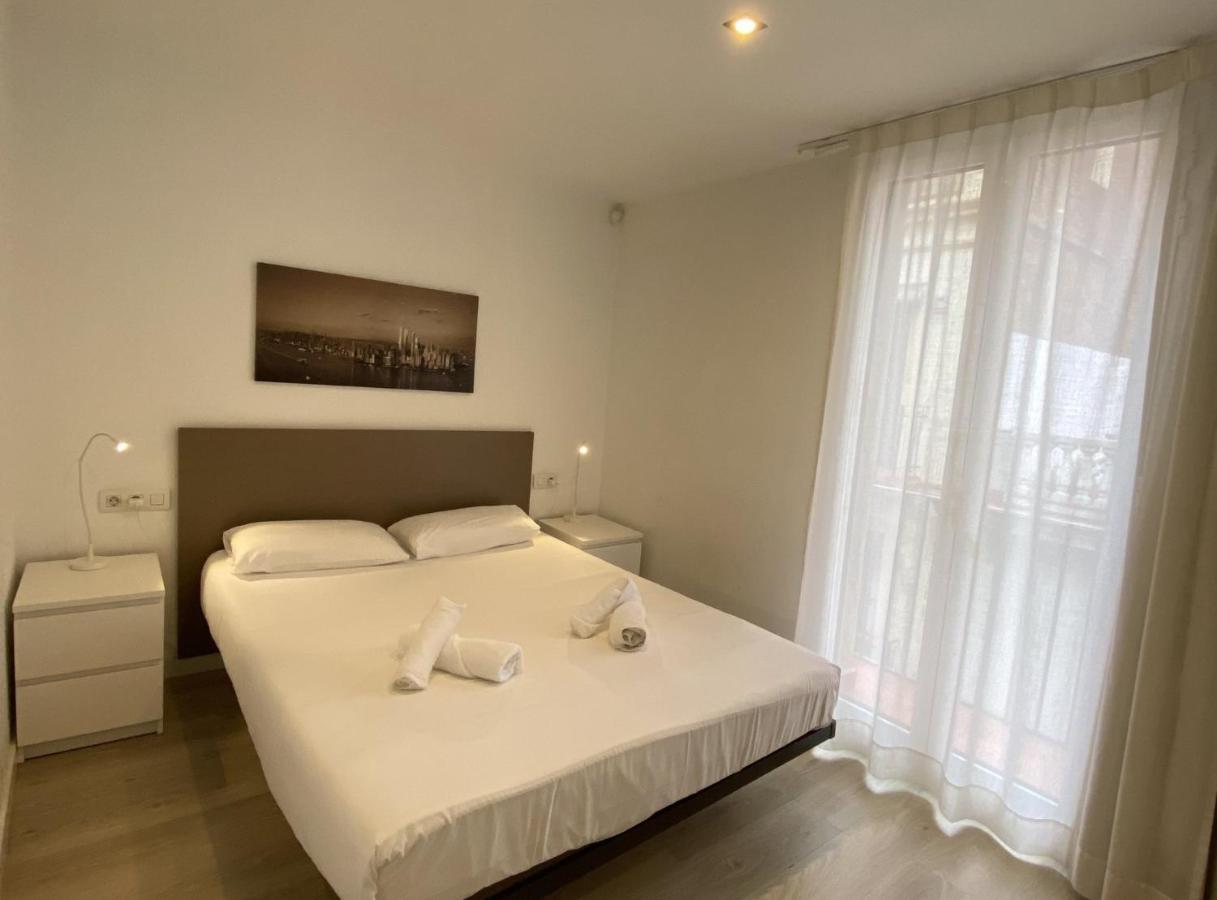 Miquel Angel - In Sants Large Community Terrace Apartamento