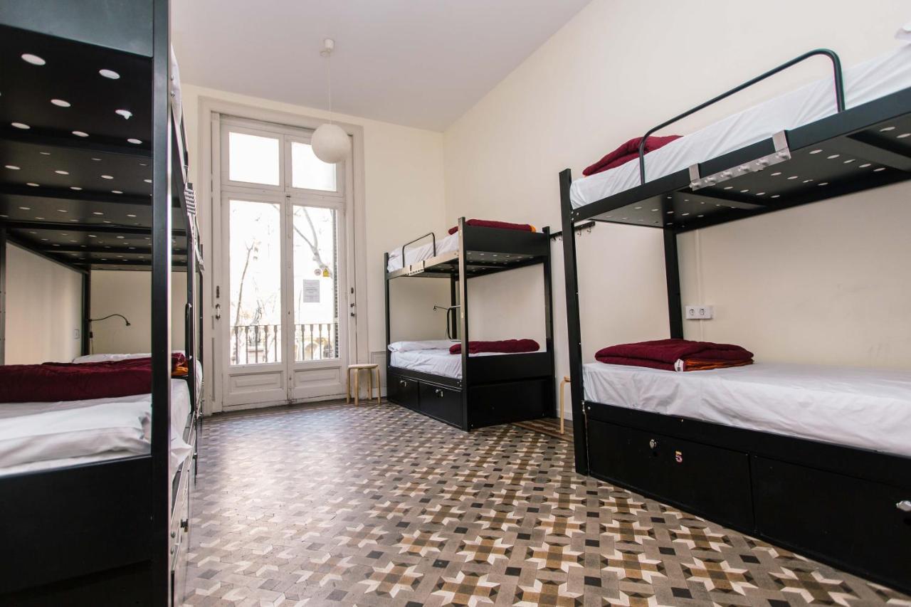 360 Borne Hostal *