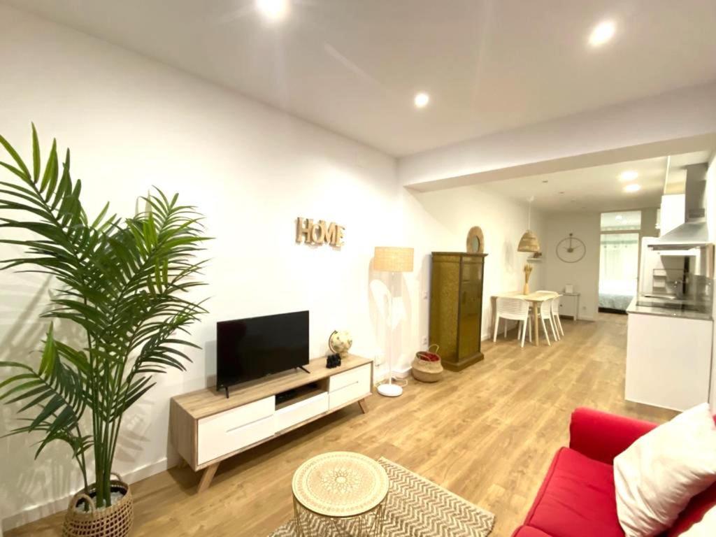 Apartamento Lovely New 20 Minutes From Center. *