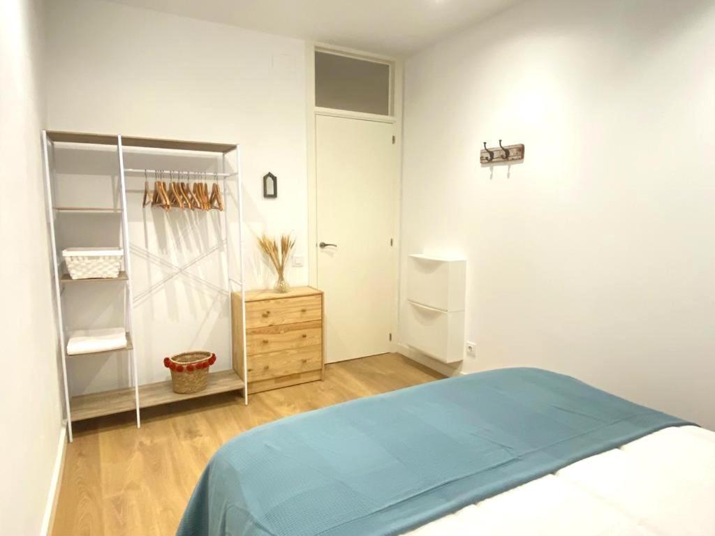 Apartamento Lovely New 20 Minutes From Center. Barcelona