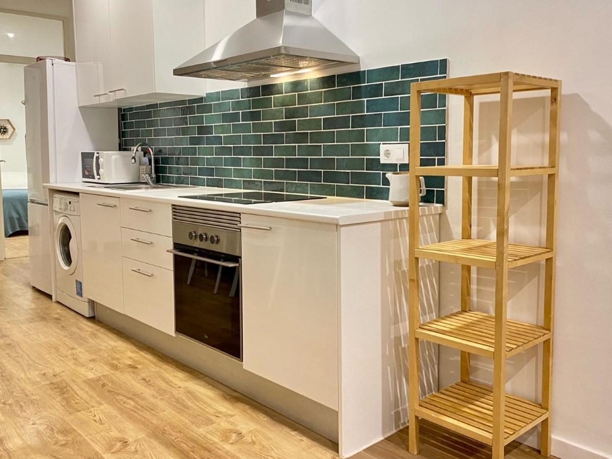 Lovely New 20 Minutes From Center. Apartamento *