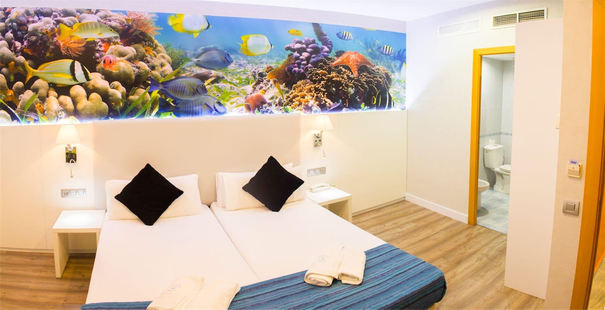 Guest house Standbyme Ramblas 2*