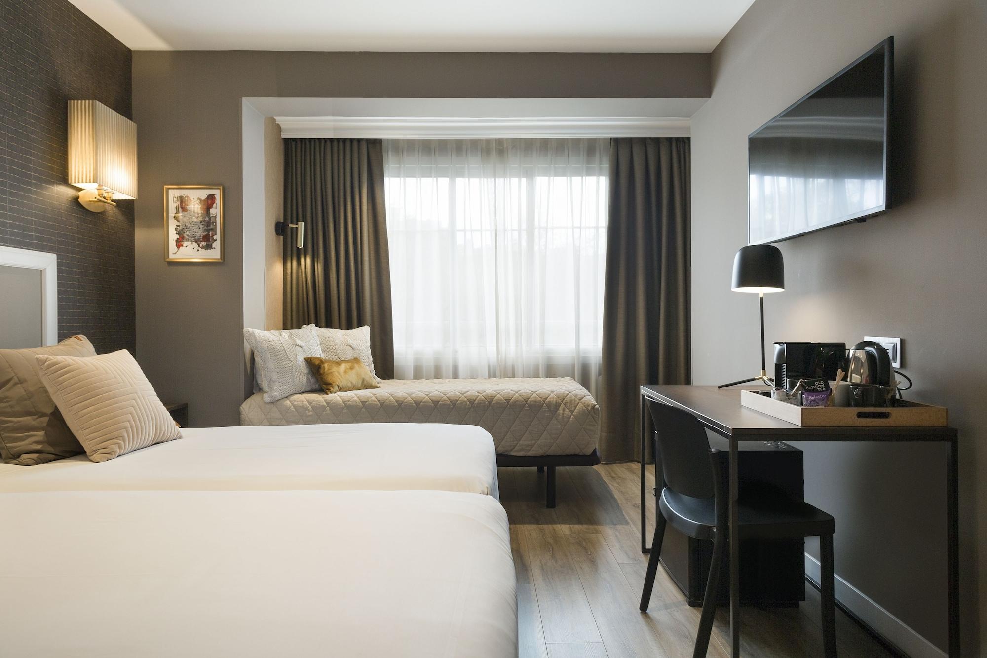 Acta Splendid Hotel 3*