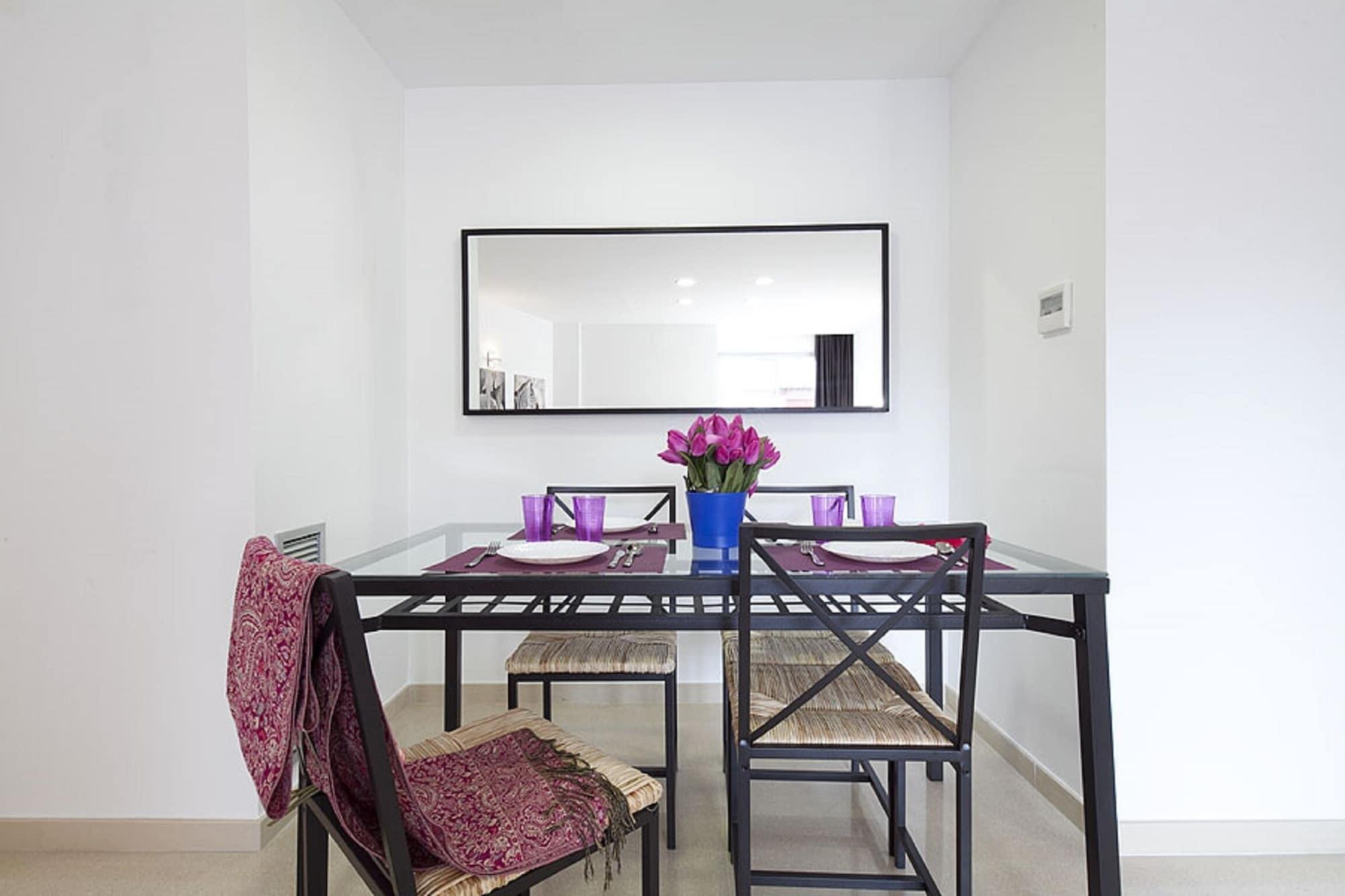 Charmsuites Nou Rambla Apartment