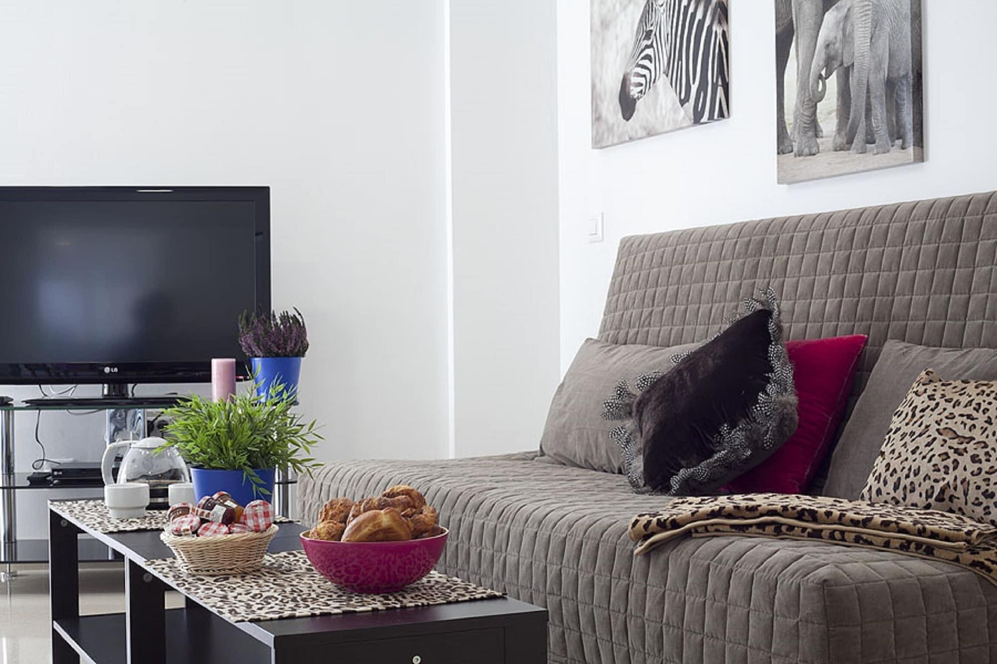 Charmsuites Nou Rambla Apartment *