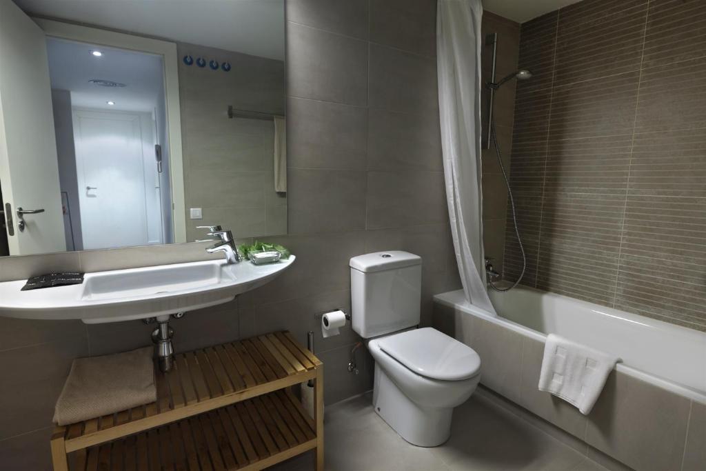 Med Ramblas Apartamento *