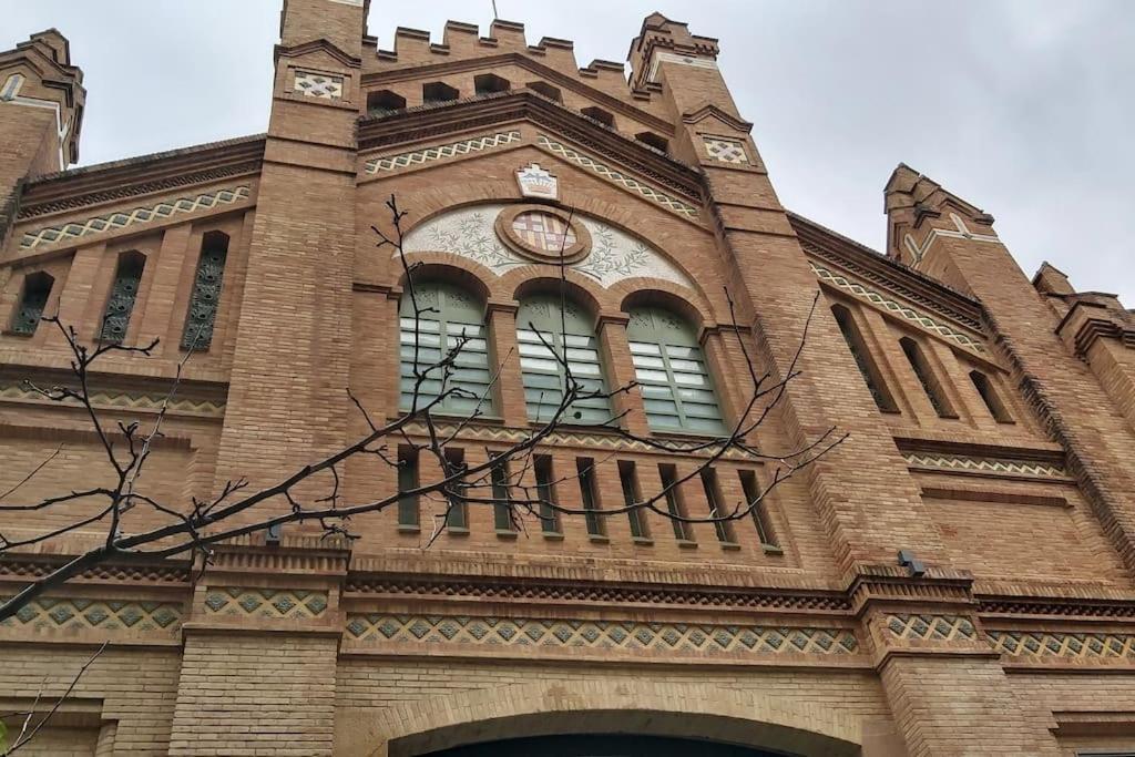 Homestay Small In Sants With Huge Terrace Barcelona