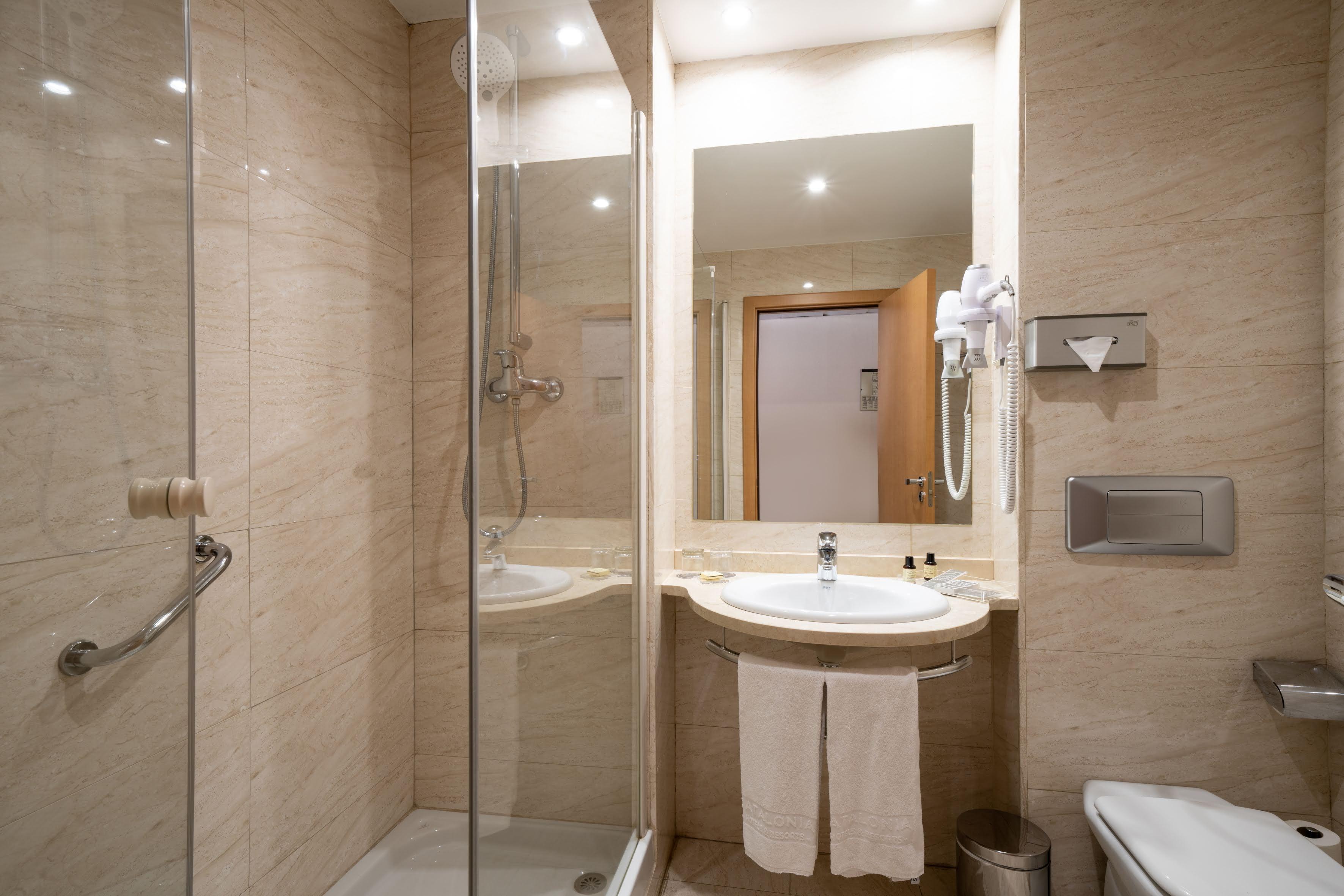 Catalonia La Maquinista Hotel 4*