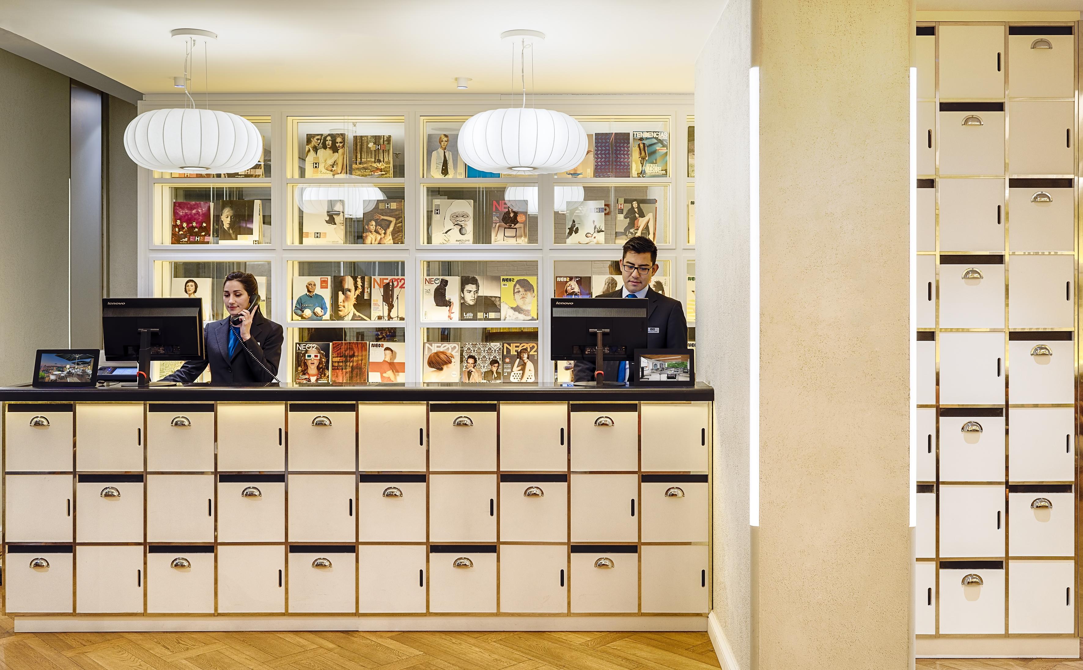 H10 Universitat Barcelona