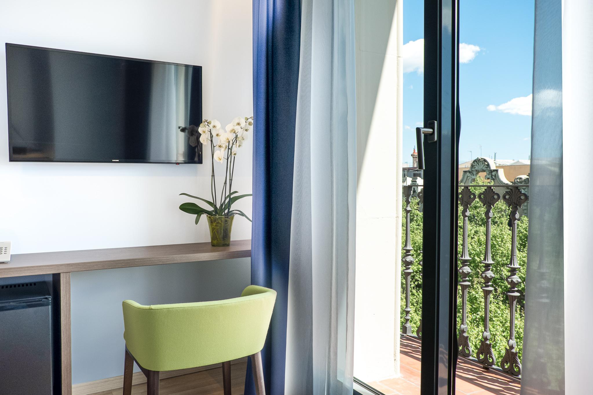 Hotel Caledonian 3*