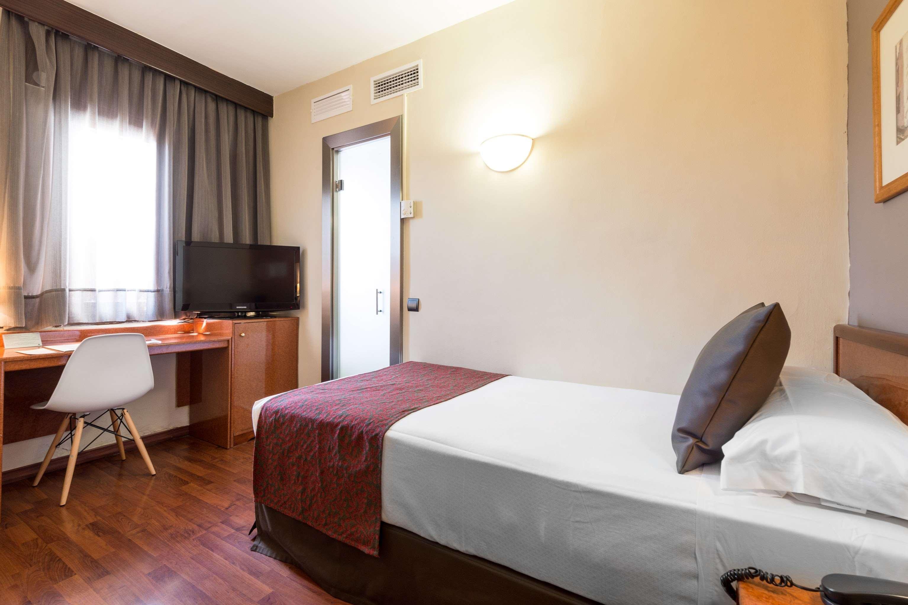 Hotel Catalonia Castellnou Barcelona