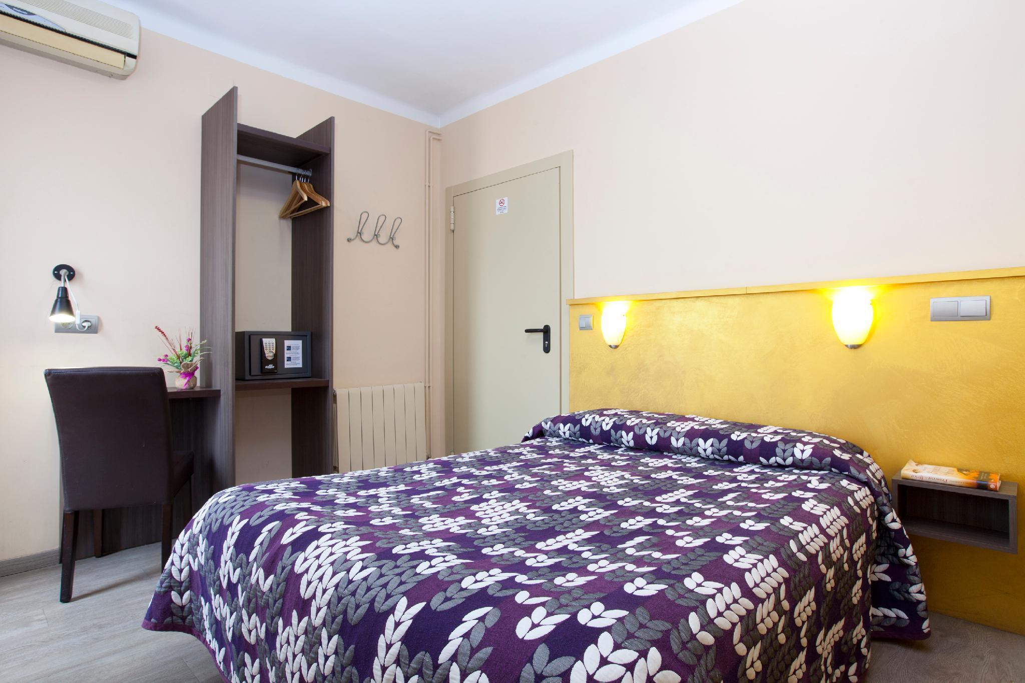 Pensión Hostal Barcelona 2*