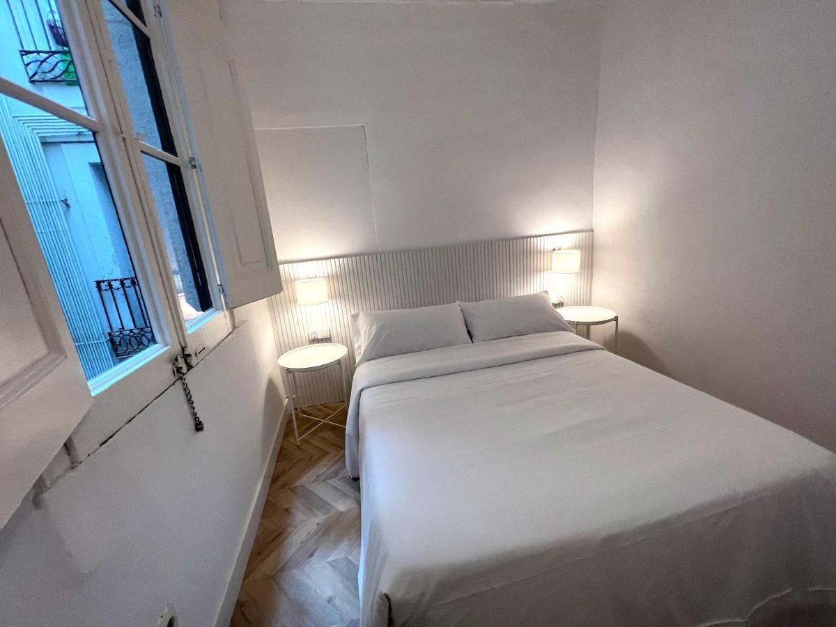 The Mo Gotic Hotel *