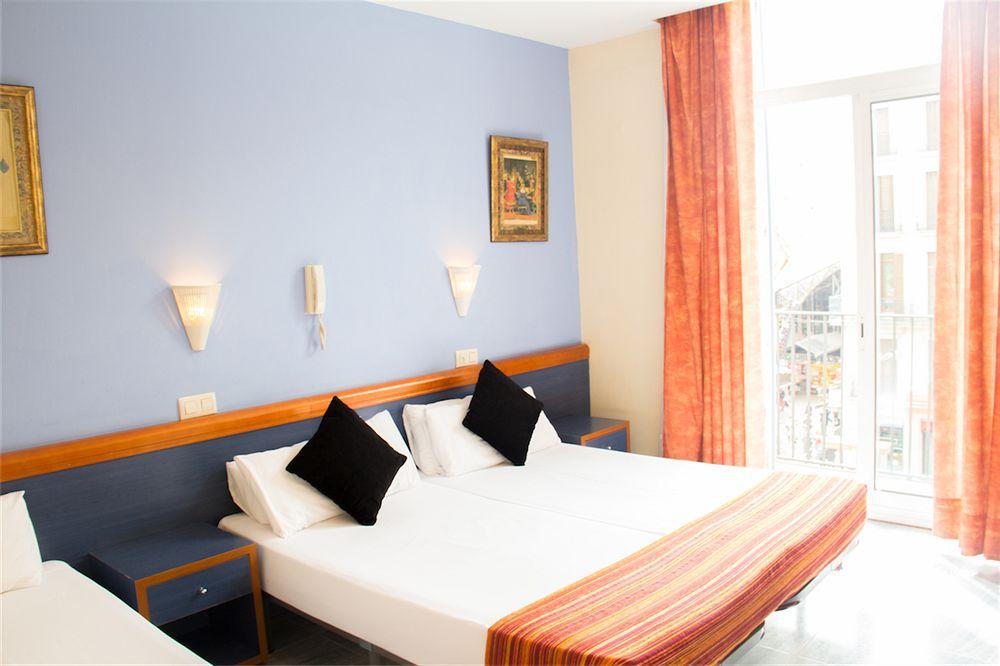 Standbyme Ramblas Guest house