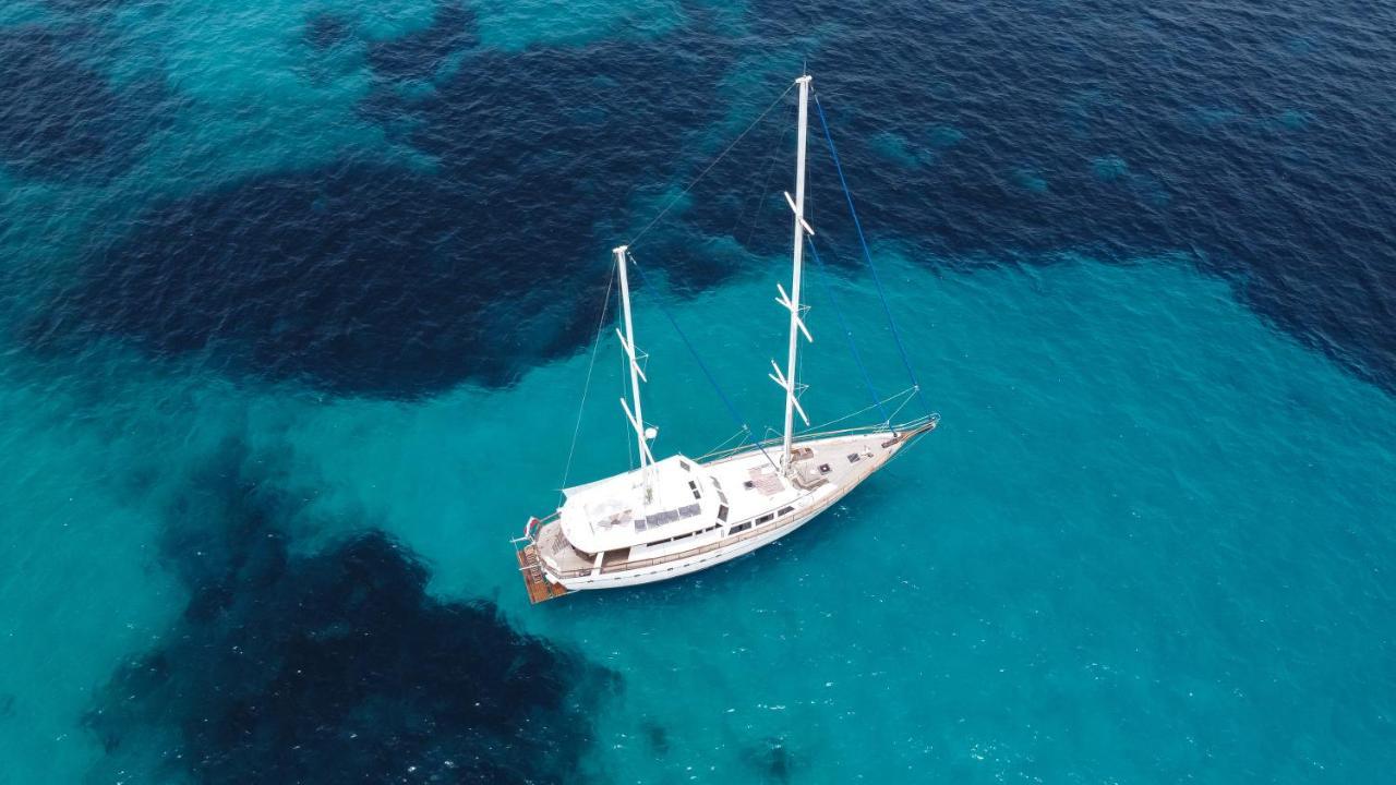 Spacious Yacht Center 5 Botel