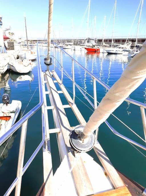 Adara Yacht - Big Turkish Gulet Hotel en barco Barcelona