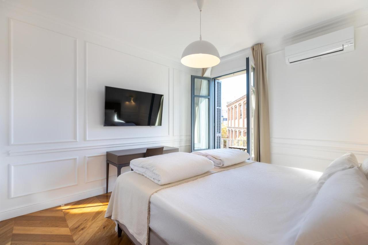 Majestic 4br/4bath In Sagrada Familia Area *