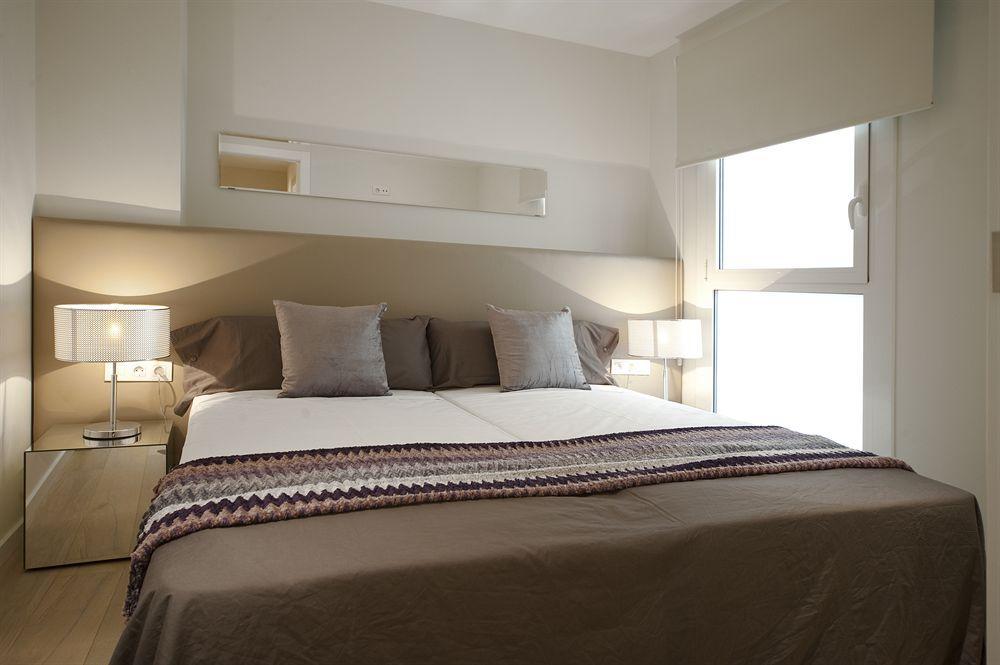 Stylish Diagonal Apartment Barcelona