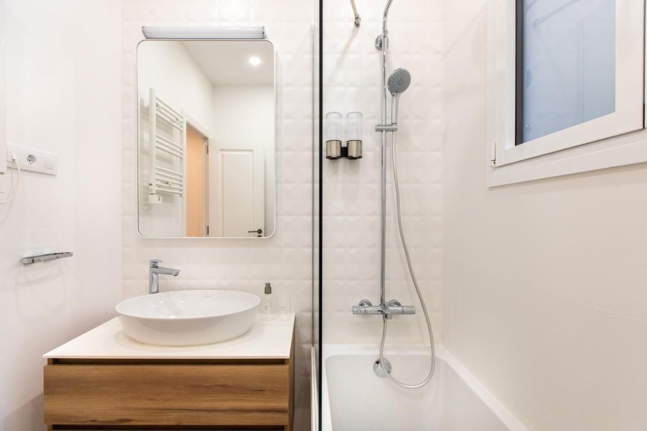 Apartamento Majestic 4br/4bath In Sagrada Familia Area Barcelona