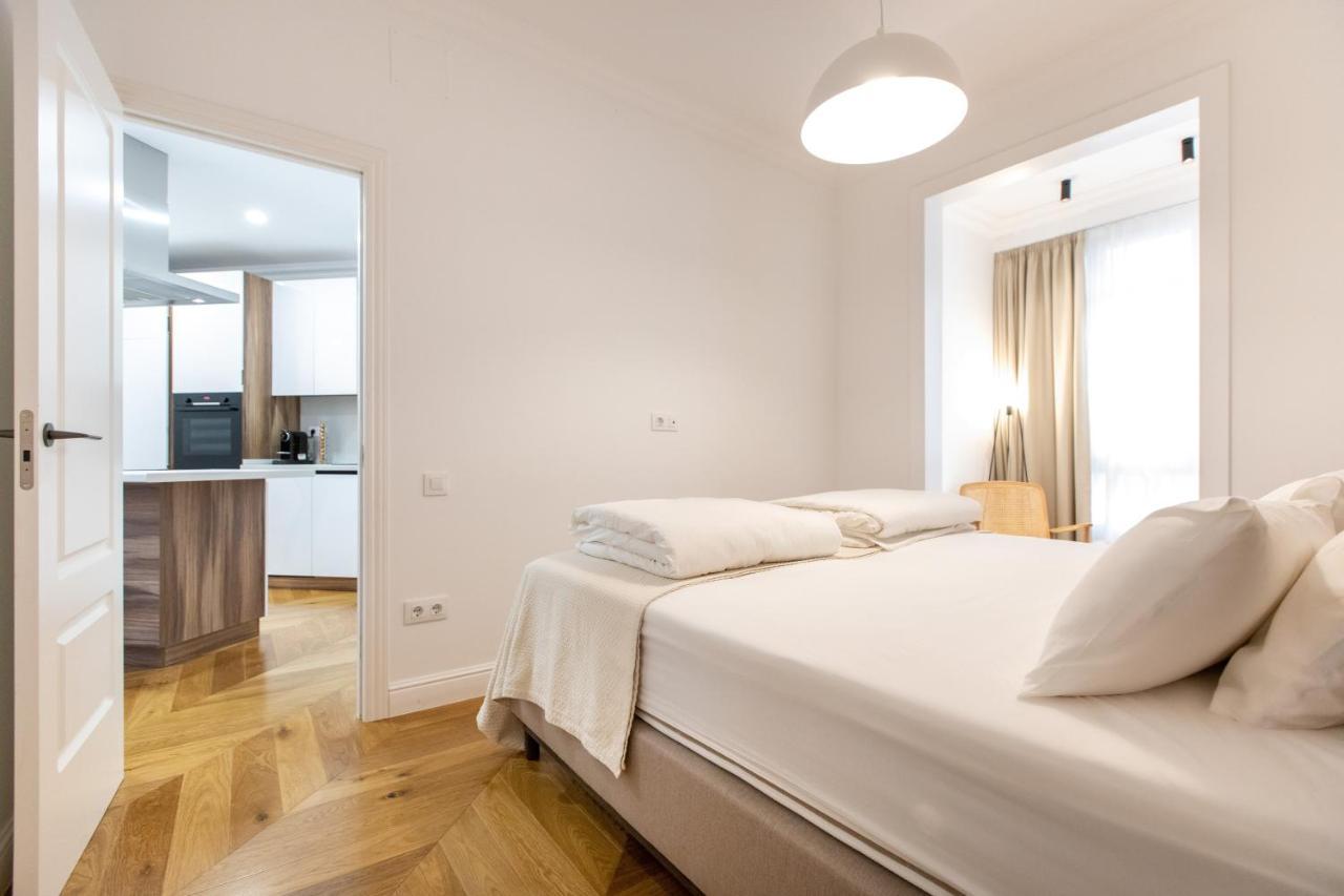 Majestic 4br/4bath In Sagrada Familia Area *