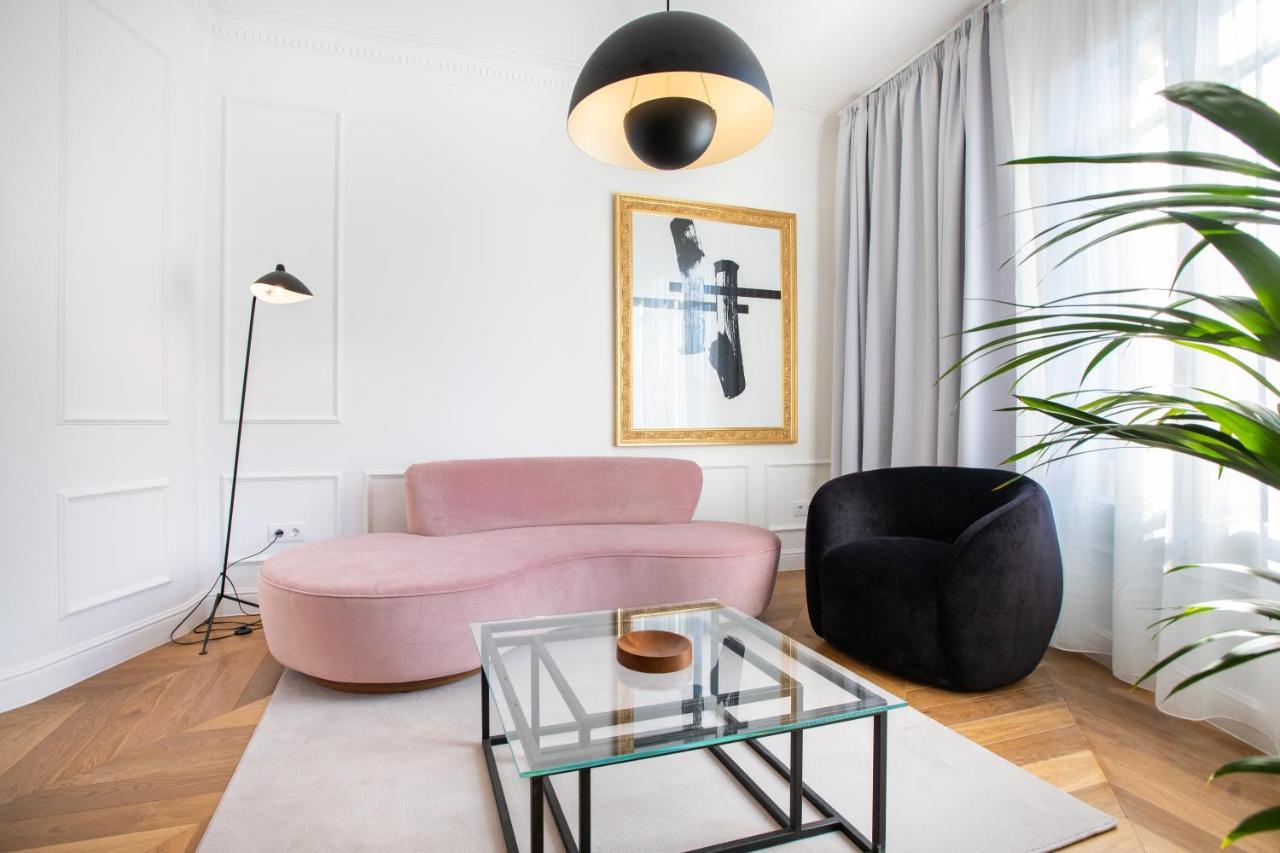Majestic 4br/4bath In Sagrada Familia Area Apartamento *