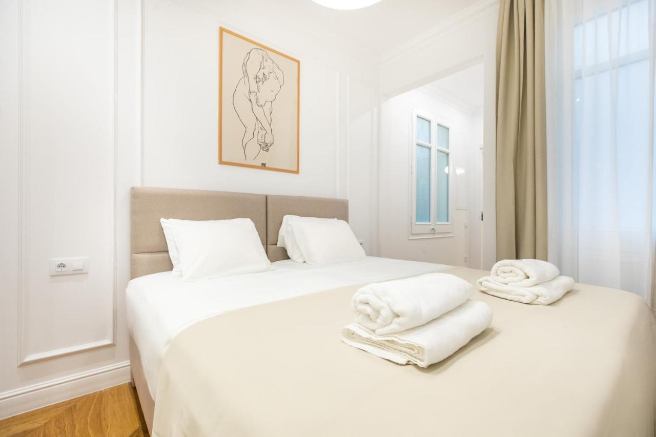Majestic 4br/4bath In Sagrada Familia Area *
