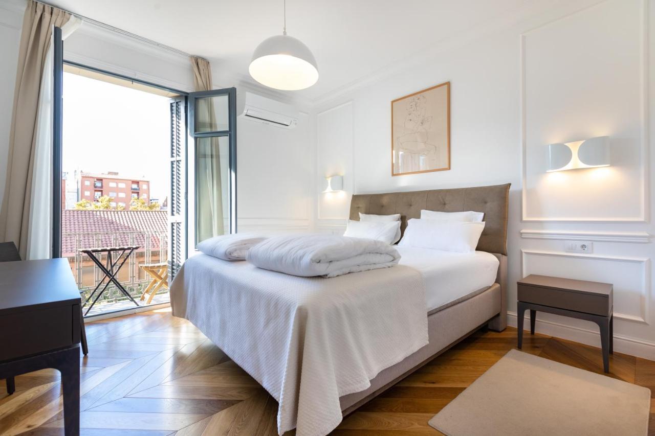Majestic 4br/4bath In Sagrada Familia Area Apartamento Barcelona