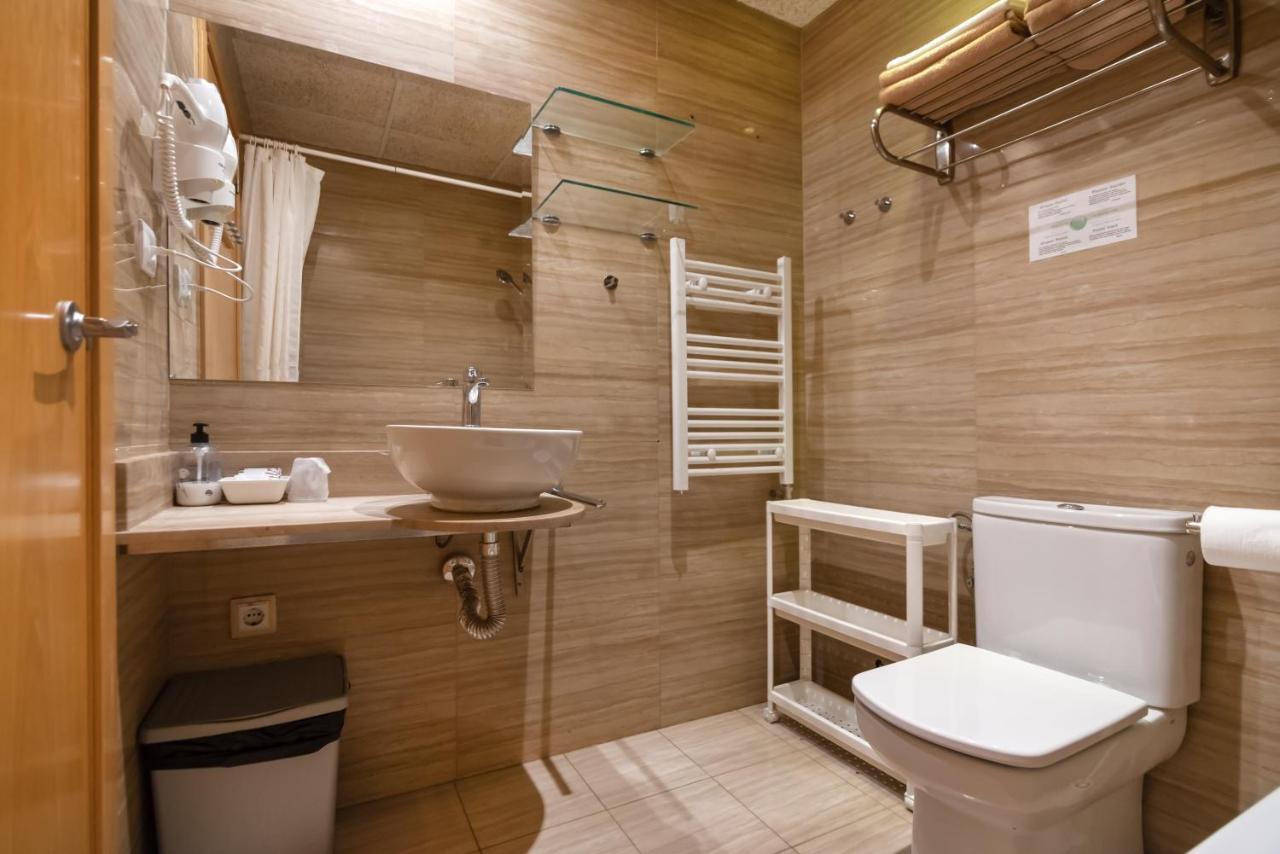 House Guest house 2*