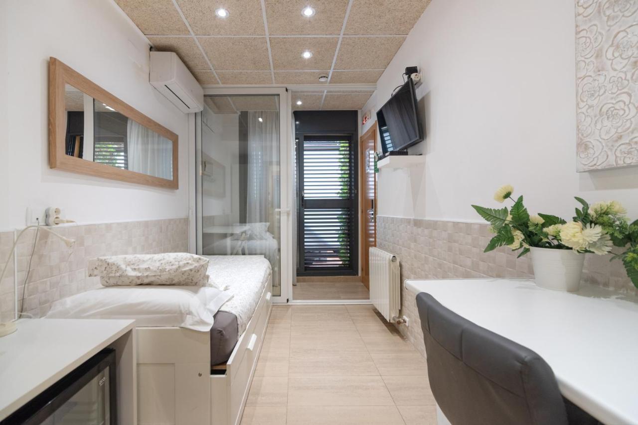 House 2* Barcelona