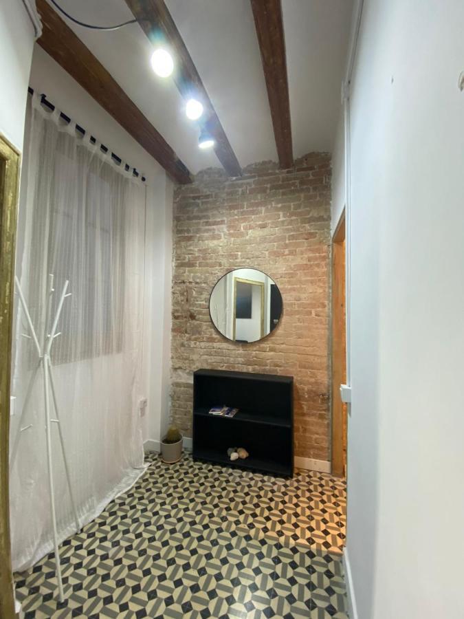 Apartamento Spacious Modern In The Vibrant El Raval Barcelona