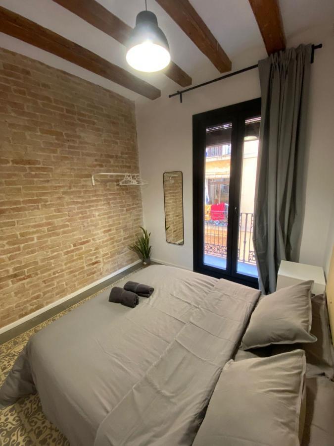 Spacious Modern In The Vibrant El Raval Apartamento Barcelona