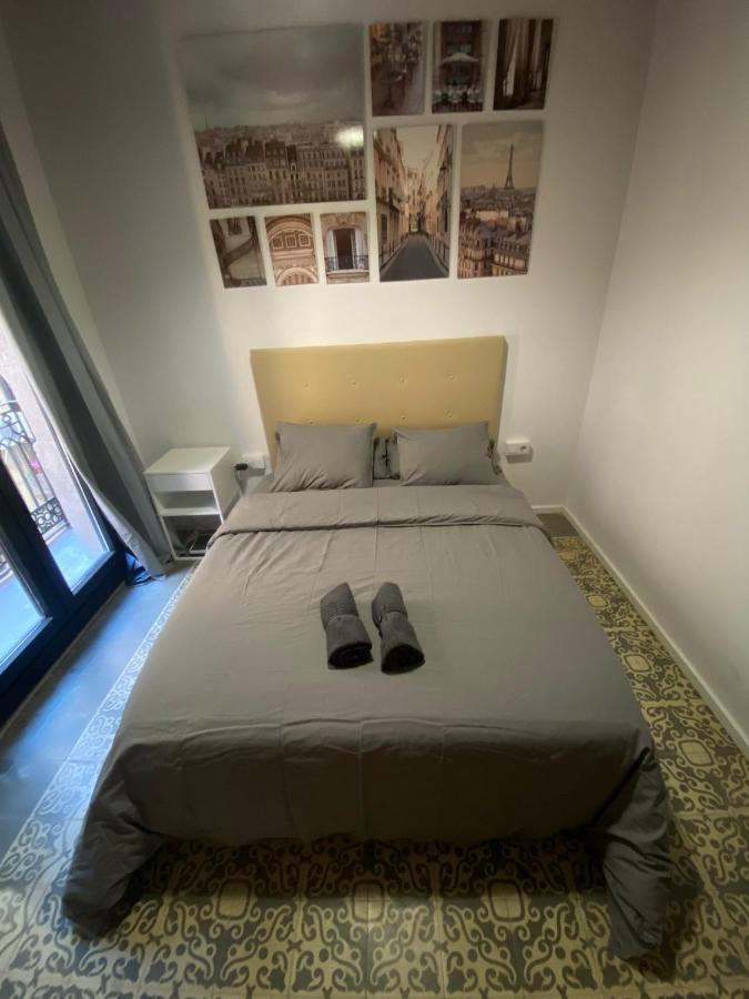 Spacious Modern In The Vibrant El Raval Apartamento *