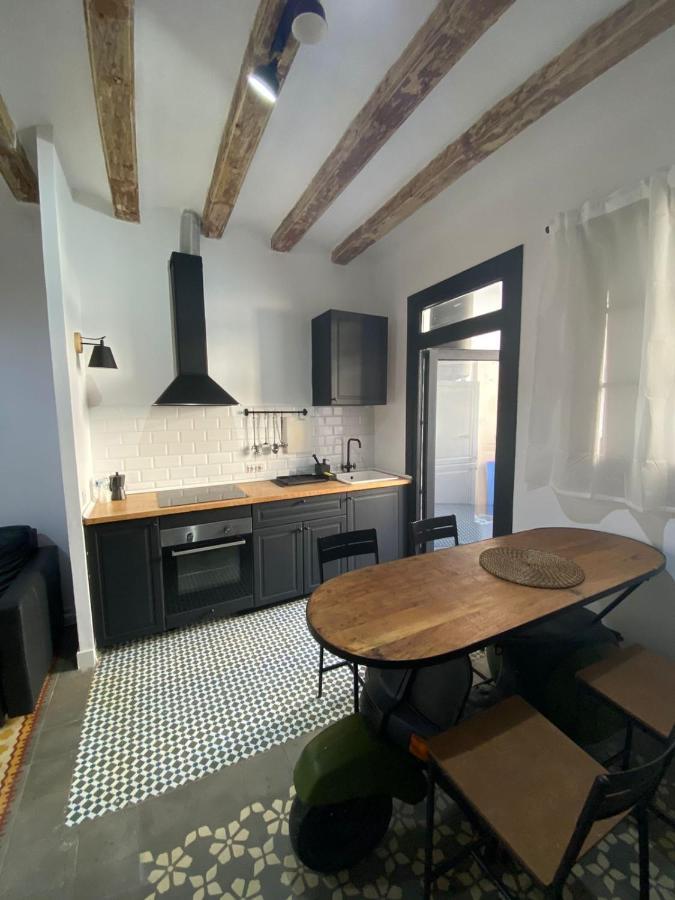 Spacious Modern In The Vibrant El Raval Barcelona