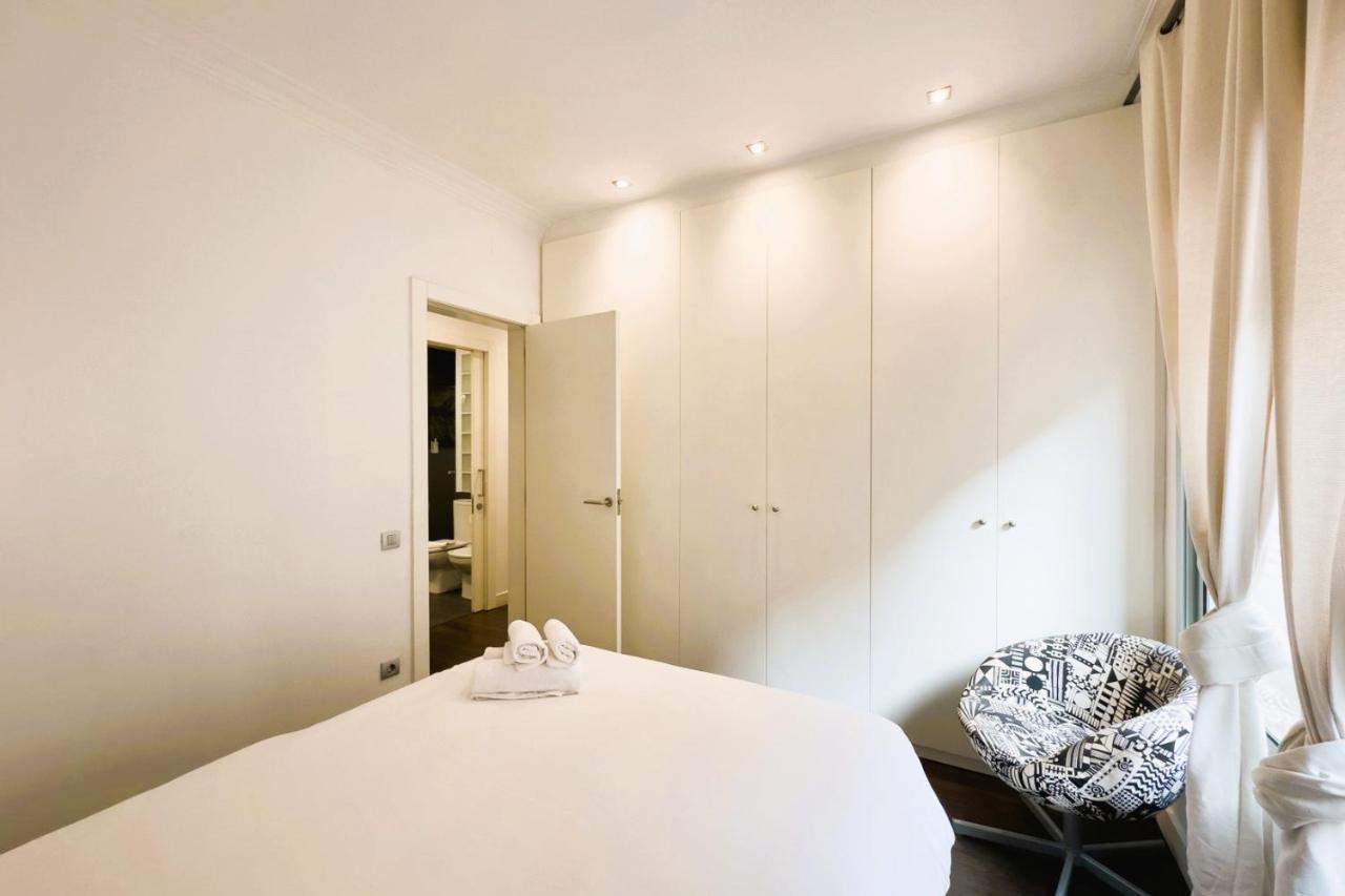 Key Sagrada Familia & Park Guell Apartment