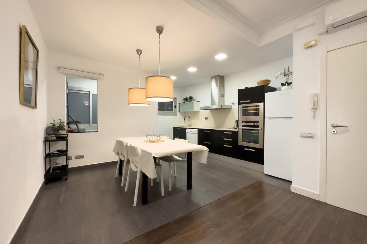 Key Sagrada Familia & Park Guell Apartment