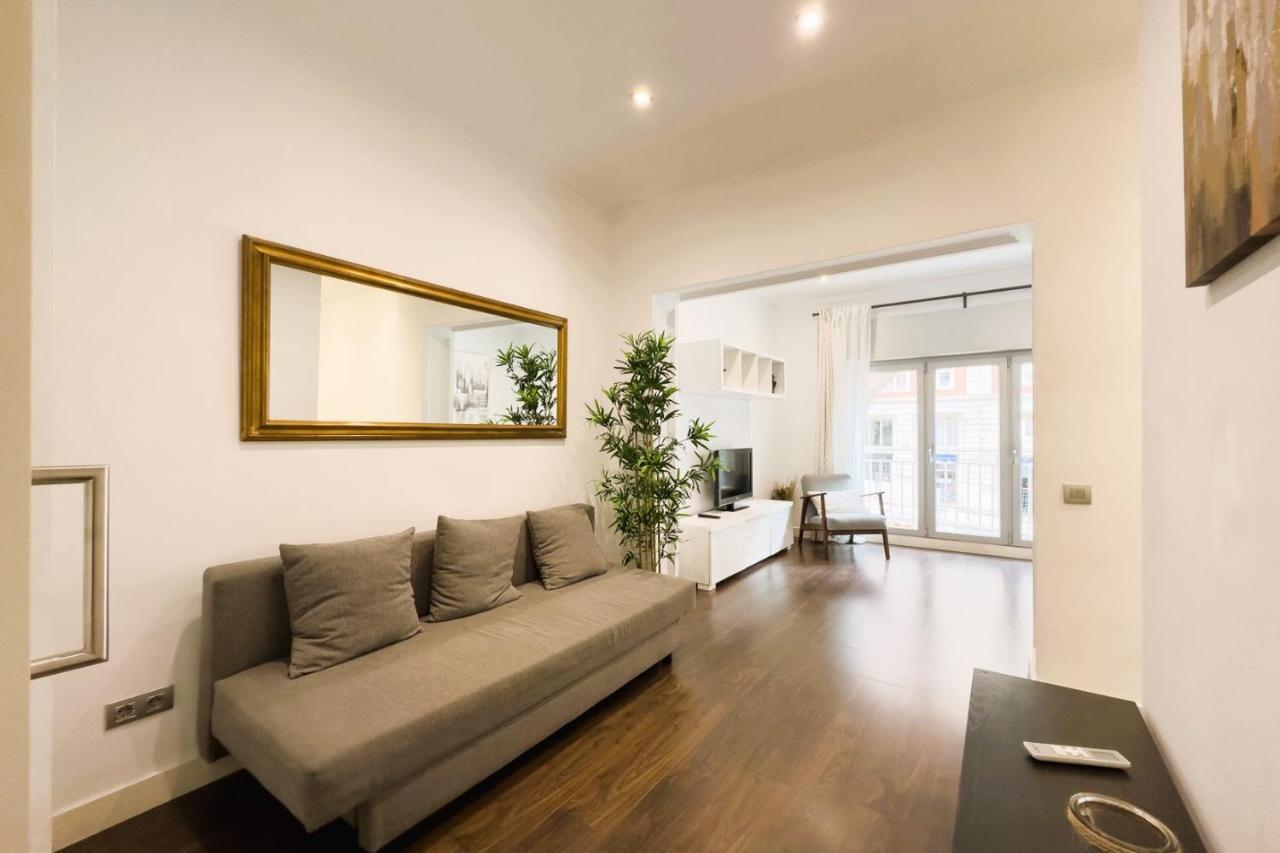 Key Sagrada Familia & Park Guell Apartment