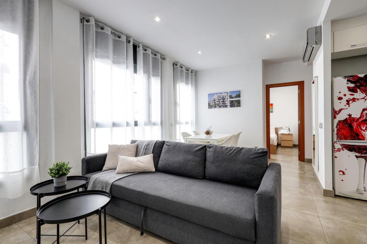 Urban Flats Vallirana Apartment
