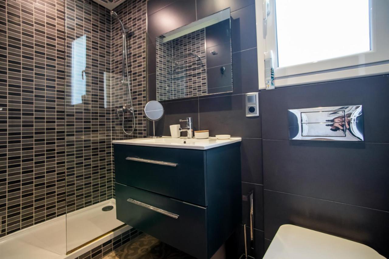 41ari1045- Fantastic And Super Spacious 3bed In The Center Apartamento