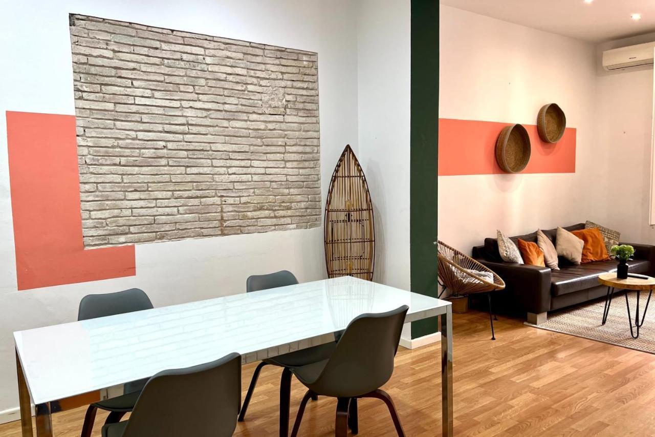Centric 2 Bedroom With A Private Lovely Terrace * Barcelona