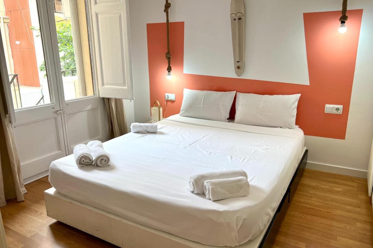 Centric 2 Bedroom With A Private Lovely Terrace * Barcelona