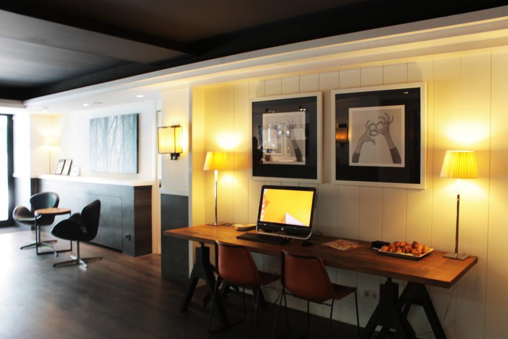 Hotel Paral-lel 2*