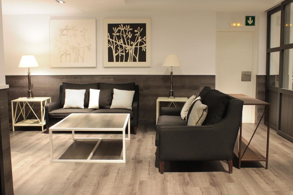 Paral-lel Hotel