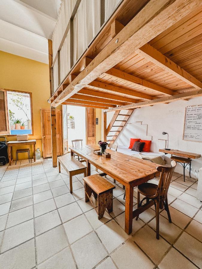 Privada, Casa Compartida Con Pareja Private Room, Shared House With A Couple Barcelona